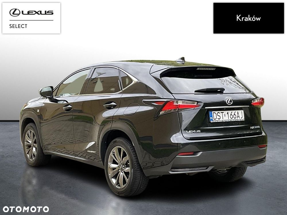 Lexus NX 300h F Sport AWD - 3