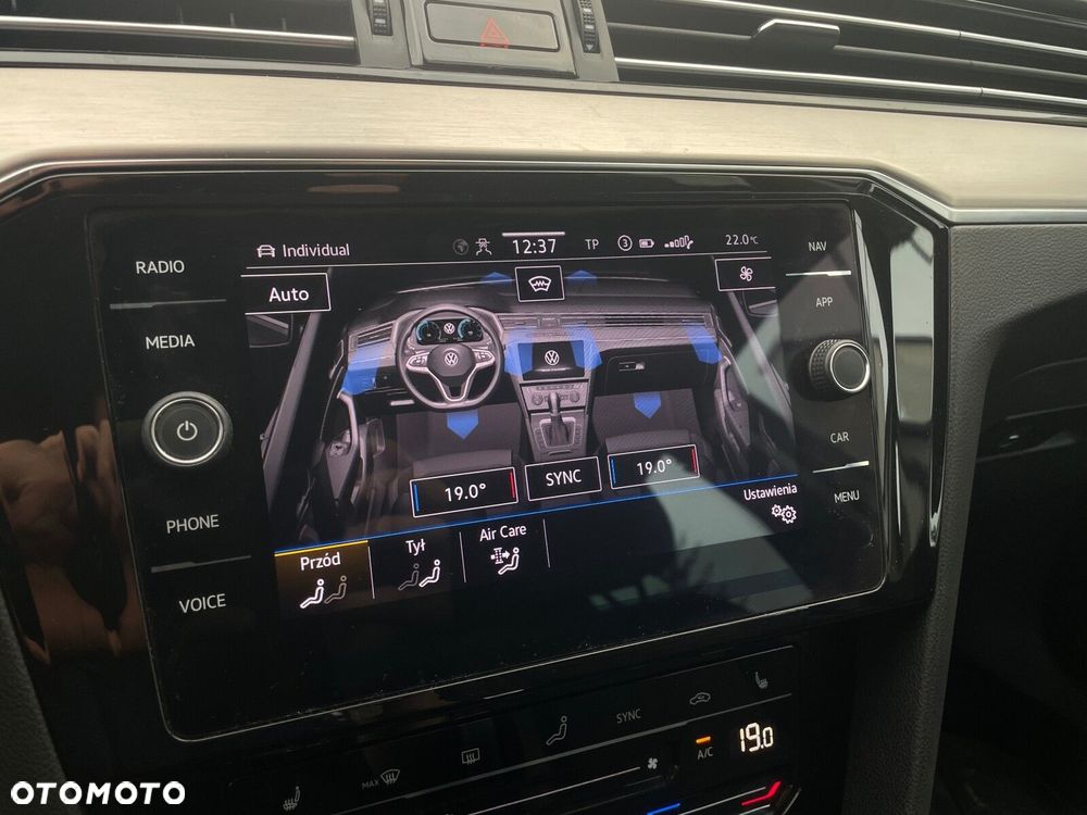 Volkswagen Passat Variant 2.0 TDI EVO Elegance DSG - 31