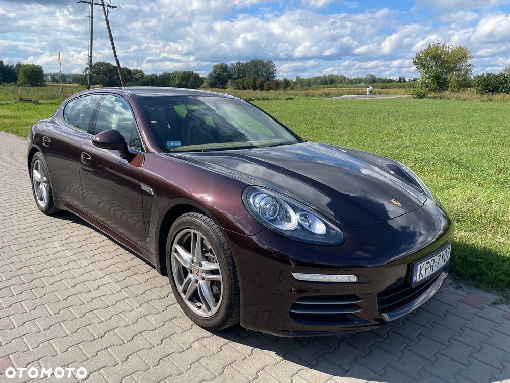 Porsche Panamera 4 - 3