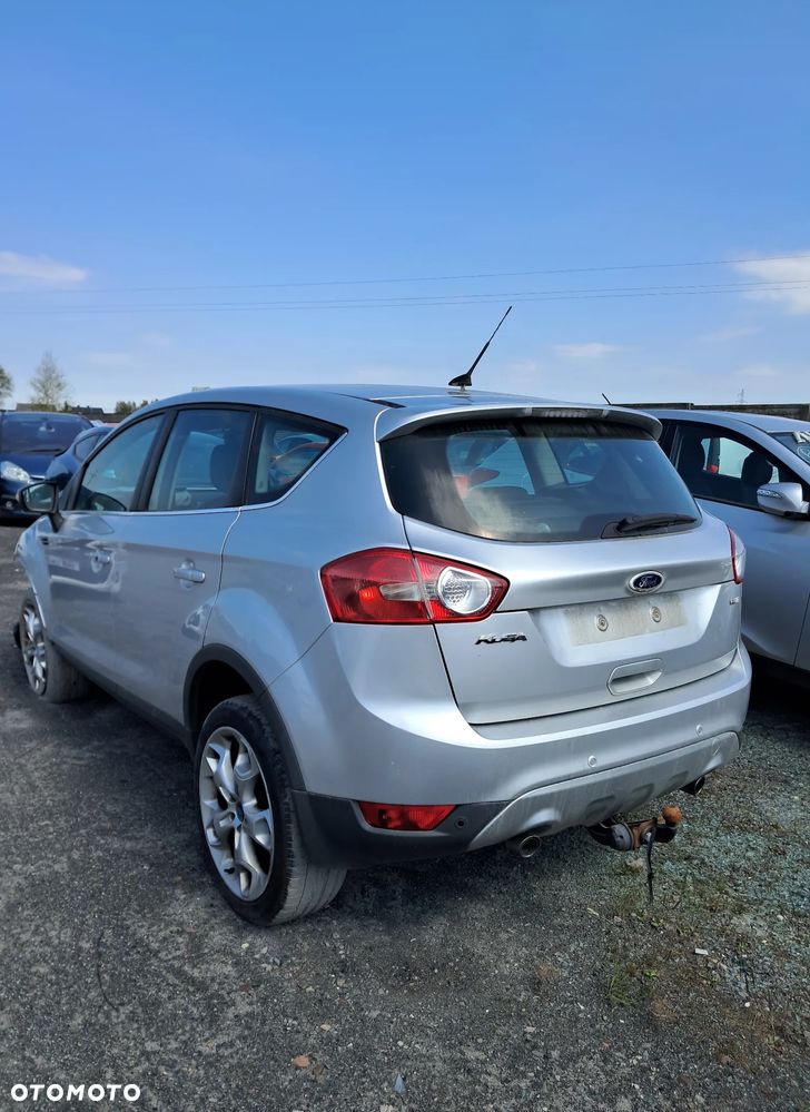 Ford Kuga 2.0 TDCi 4x4 Titanium - 6