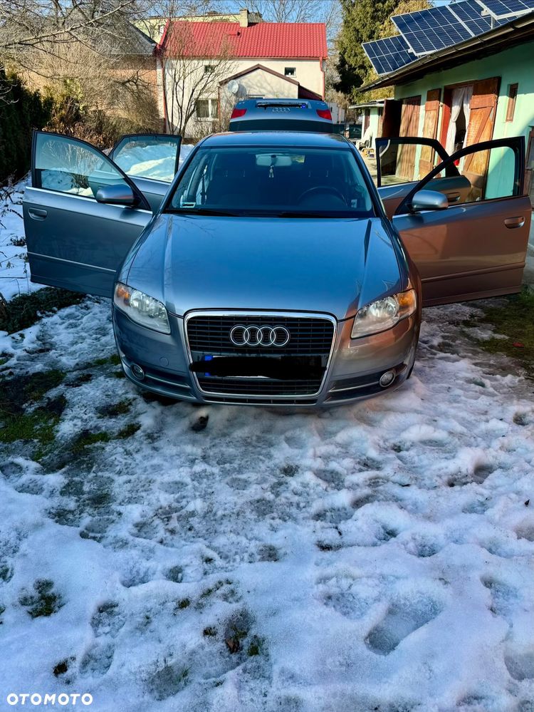 Audi A4 Limousine - 8