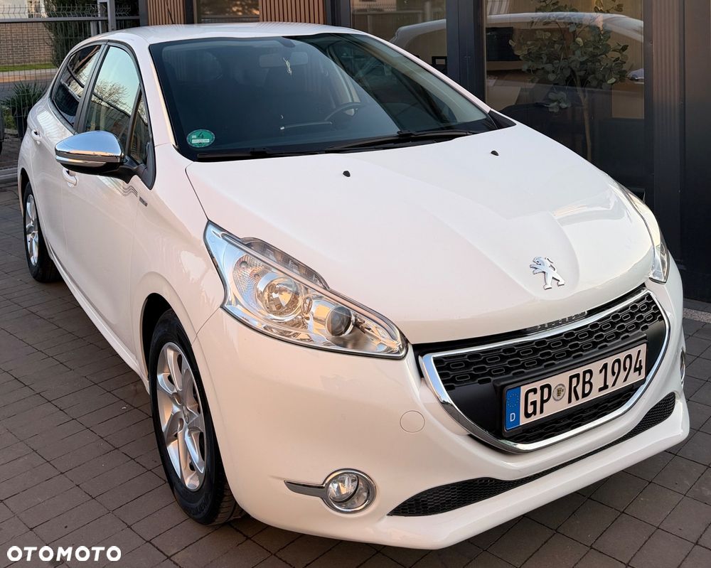 Peugeot 208 82 VTI Allure - 1