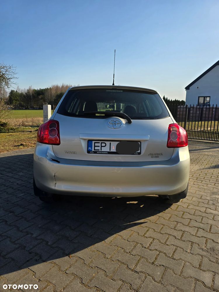 Toyota Auris 2.0 D-4D 2010 - 5