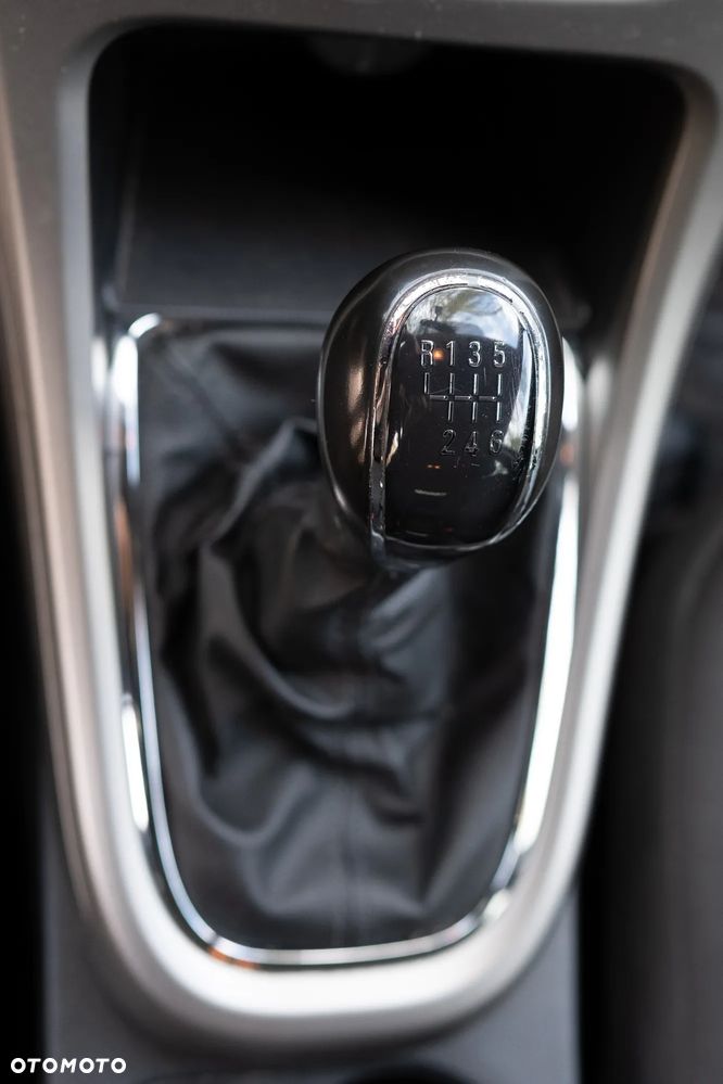 Opel Astra 1.7 CDTI Enjoy - 12