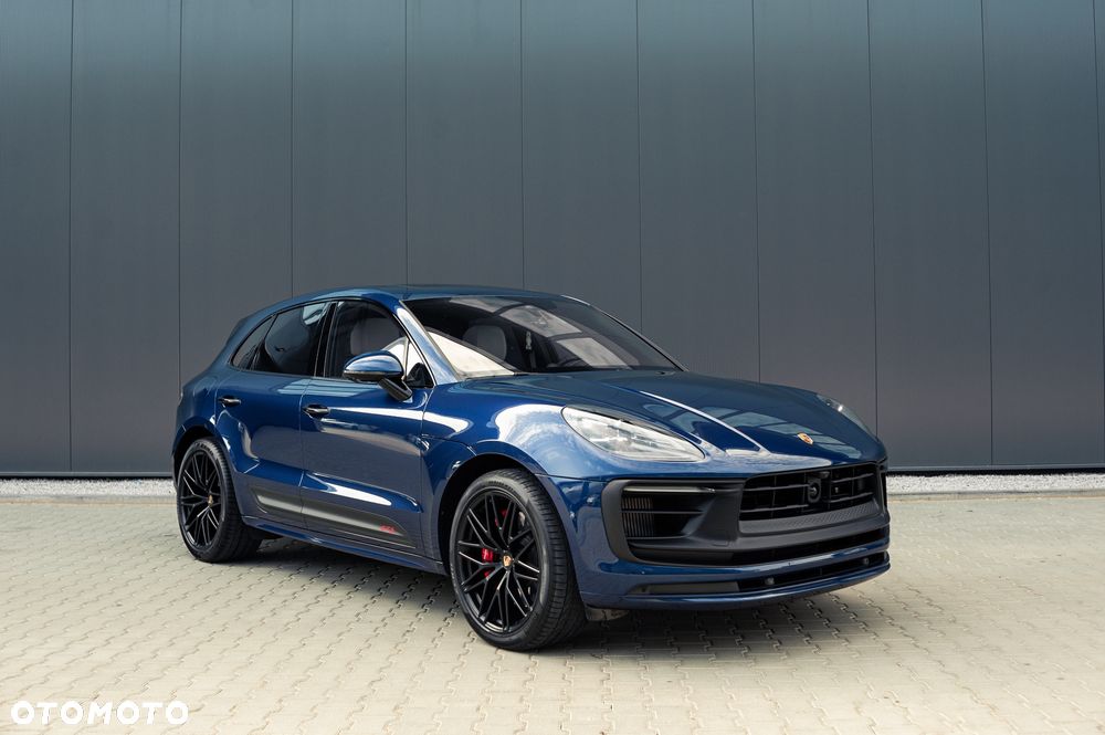 Porsche Macan - 1