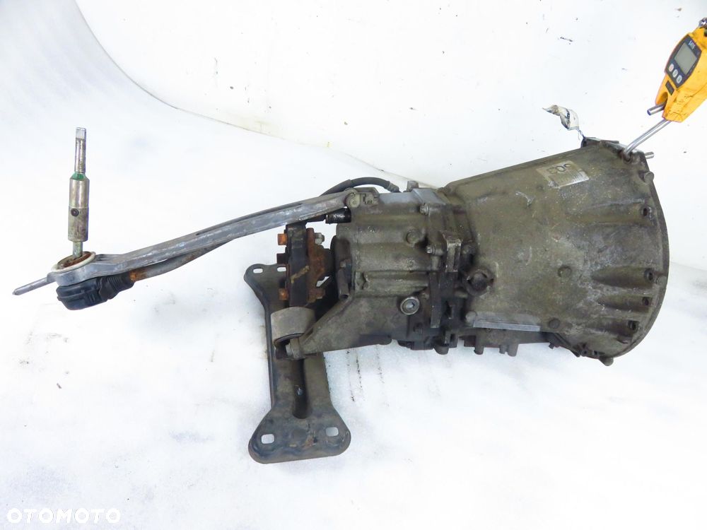 SKRZYNIA BIEGÓW MERCEDES W204 C180 Kompressor 2042600400 6 BIEGÓW - 3