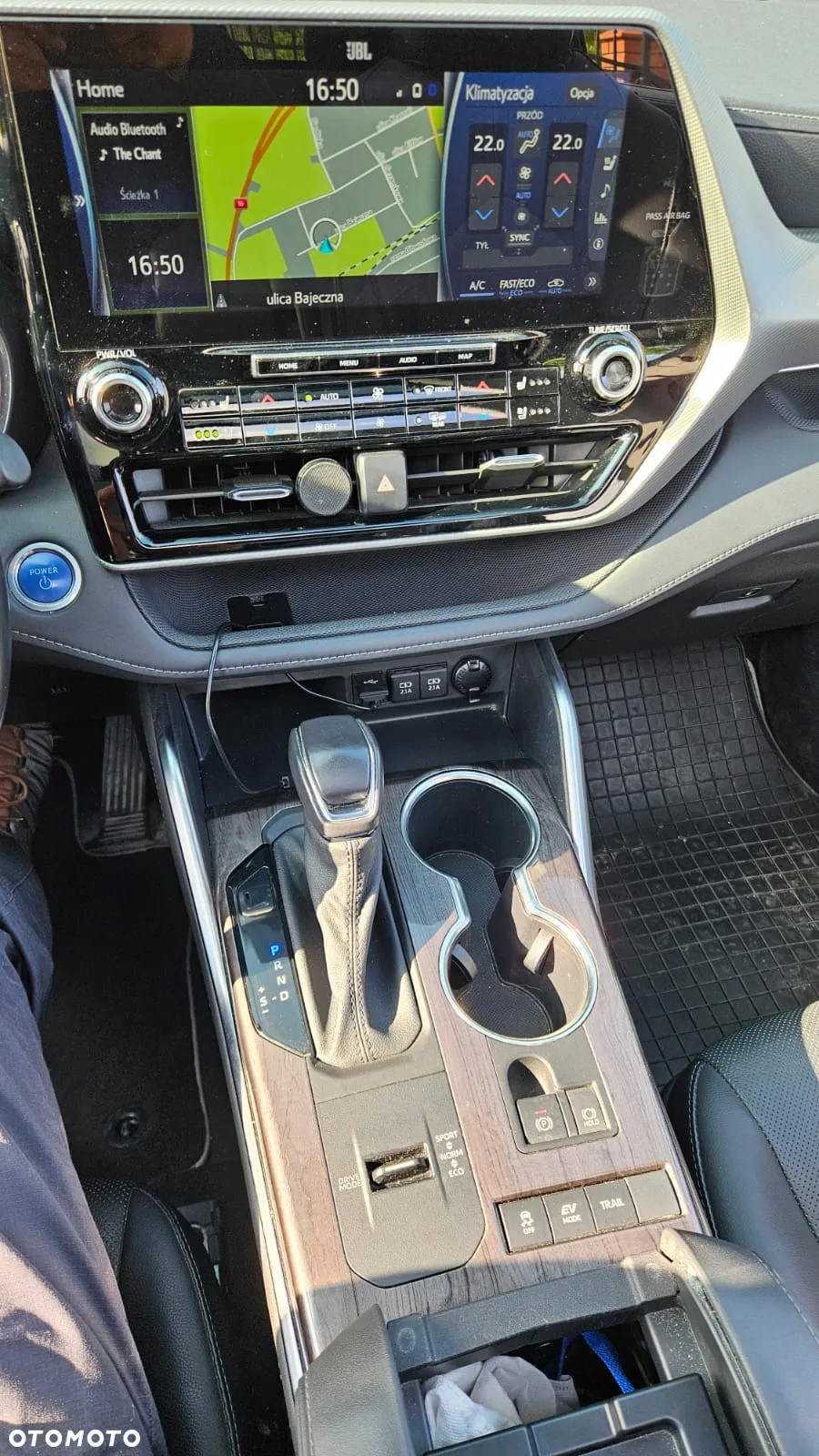 Toyota Highlander 2.5 Hybrid Executive - 11