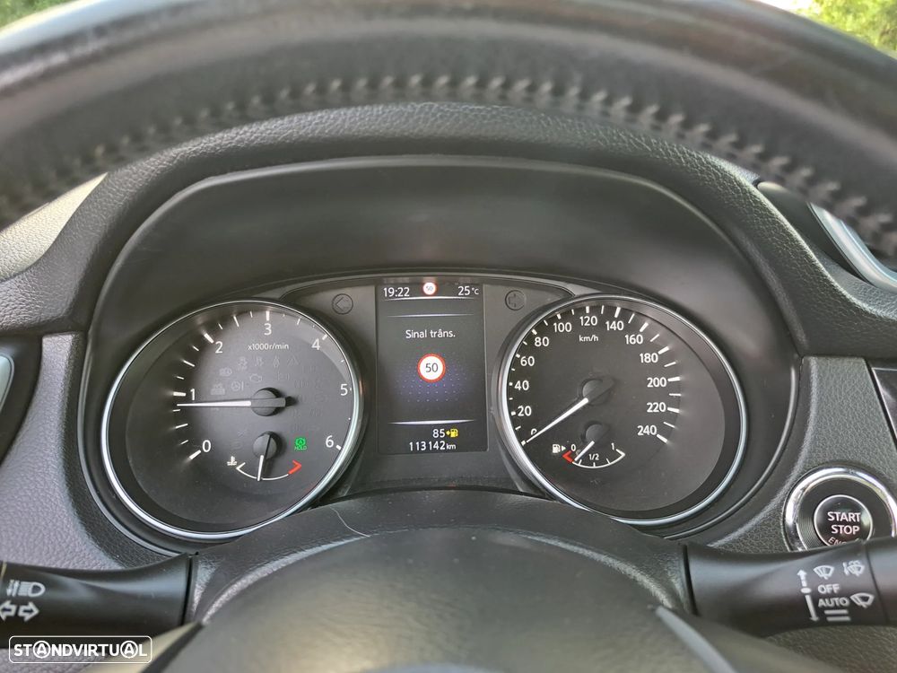 Nissan Qashqai 1.5 dCi N-Connecta 18 - 20