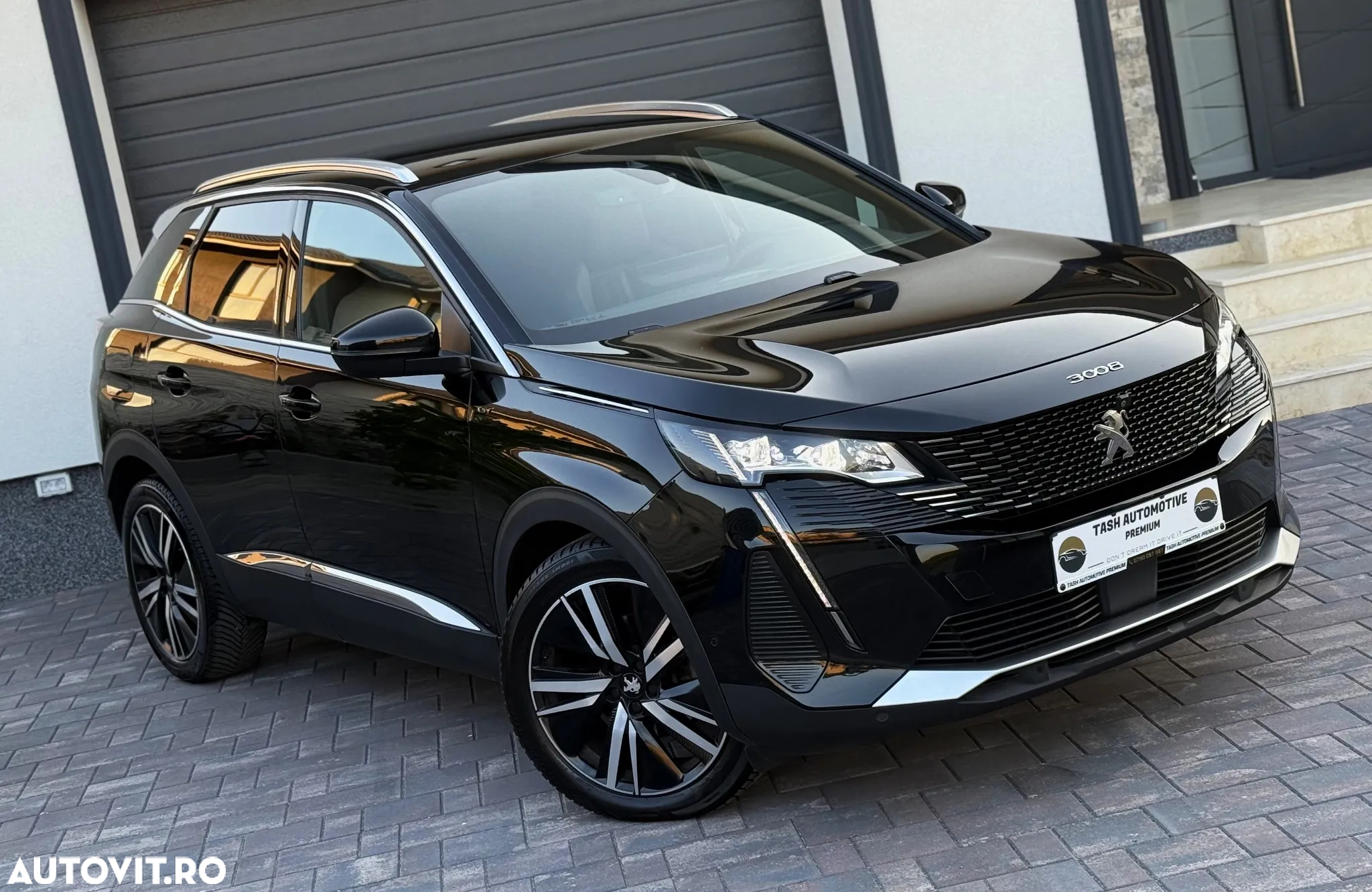 Peugeot 3008 PureTech 130 Stop & Start GPF EAT8 GT - 8