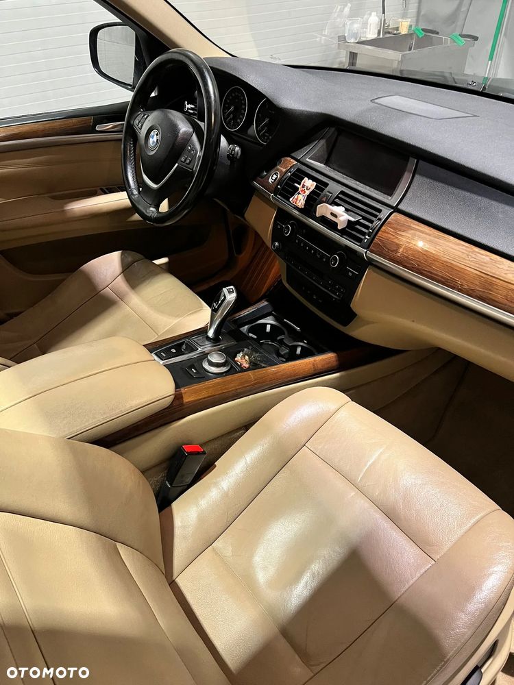 BMW X5 3.0sd - 12