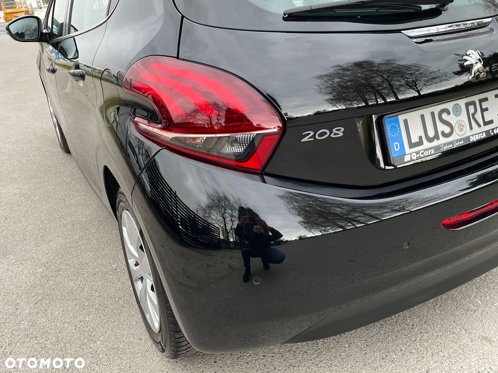 Peugeot 208 - 35