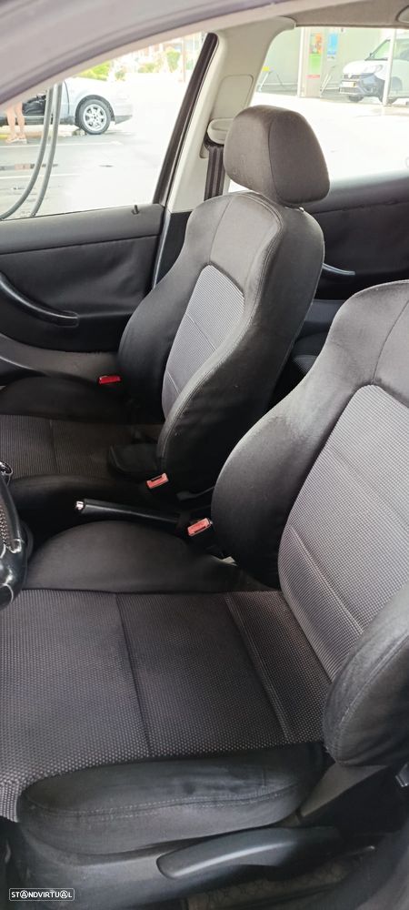 SEAT Leon 1.4 16V Spirit - 7