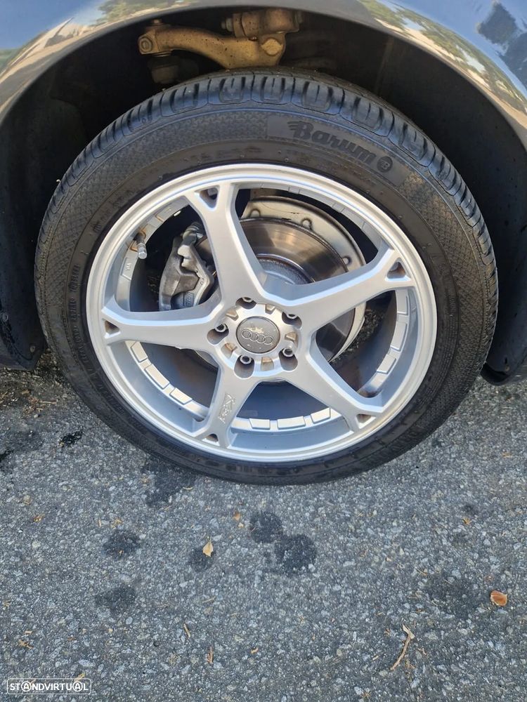 Audi A4 1.6 - 5