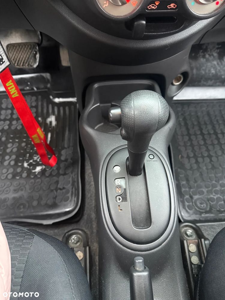 Nissan Micra 1.2 CVT Acenta - 10