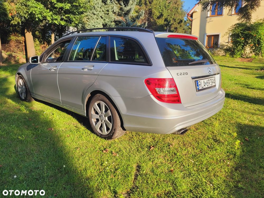 Mercedes-Benz Klasa C 220 CDI 7G-TRONIC Edition - 4