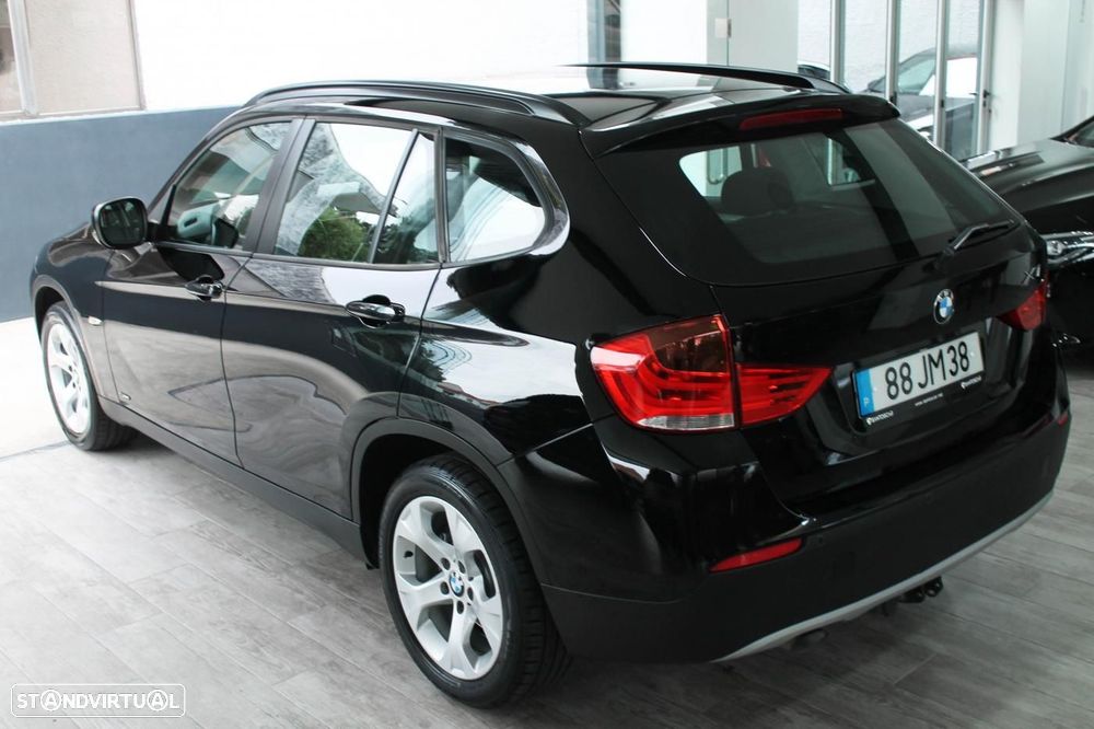 BMW X1 18 d sDrive - 7