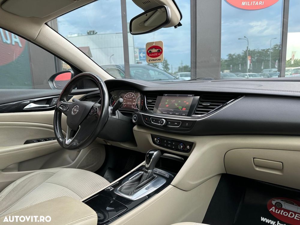 Opel Insignia - 9