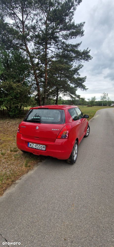 Suzuki Swift 1.3 Club - 18