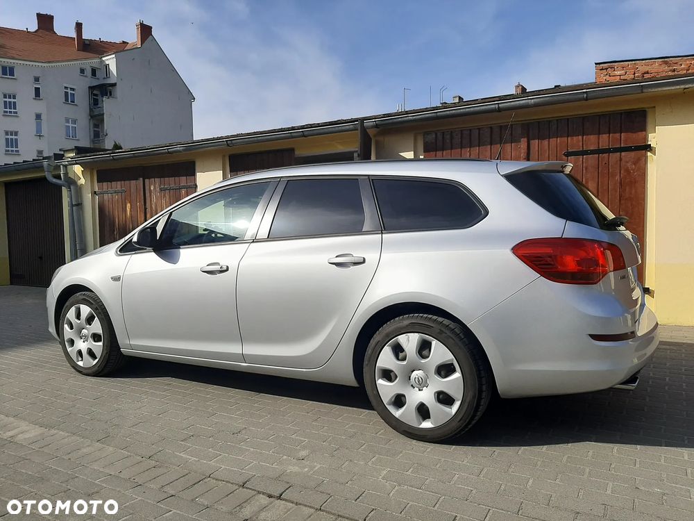 Opel Astra - 19