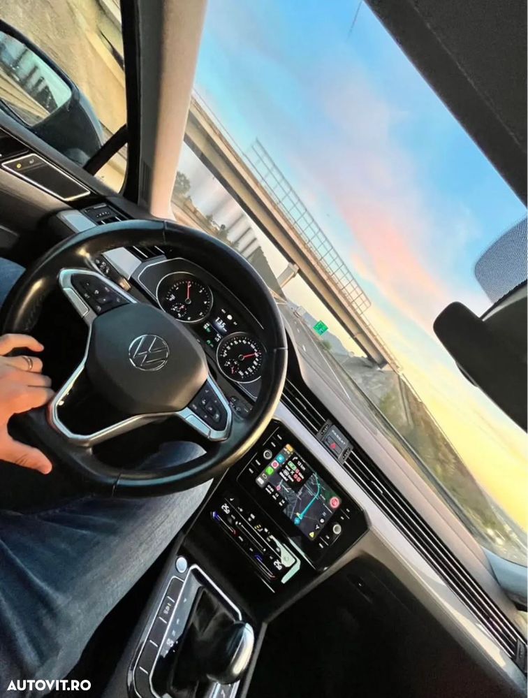 Volkswagen Passat Variant 2.0 TDI DSG Highline - 10