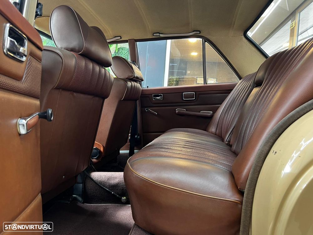 Mercedes-Benz W114/W115 (1968-1974) - 10