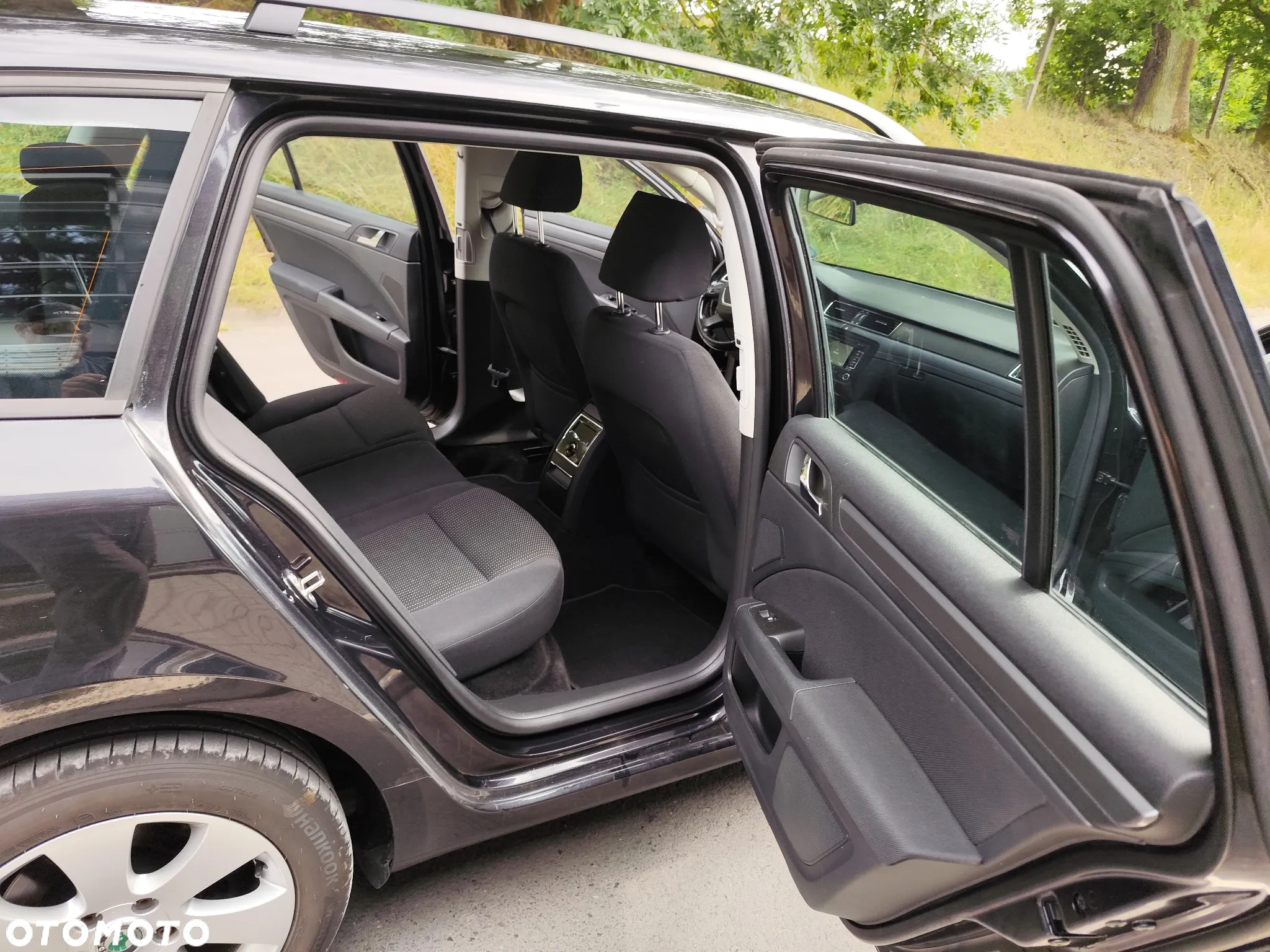 Skoda Superb 2.0 TDI Business - 14