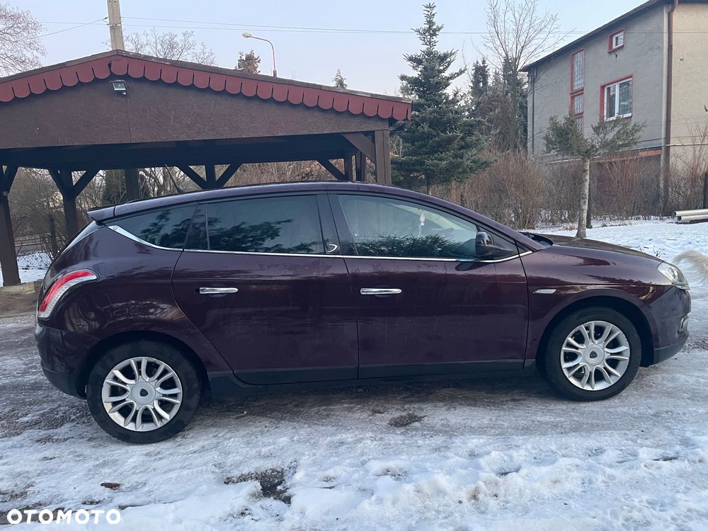 Lancia Delta 1.6 MJ Platino - 4