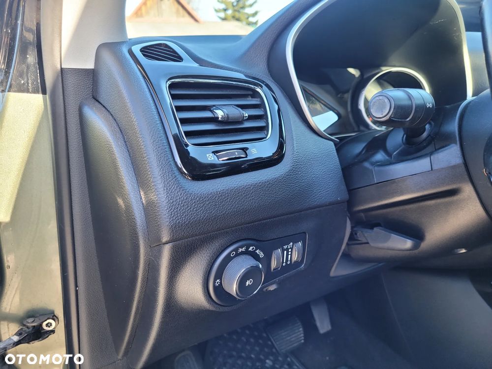 Jeep Compass - 23