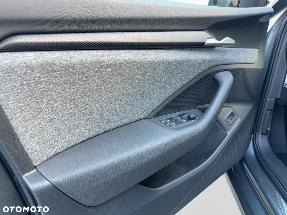 Skoda Superb 1.5 TSI mHEV Selection DSG - 16