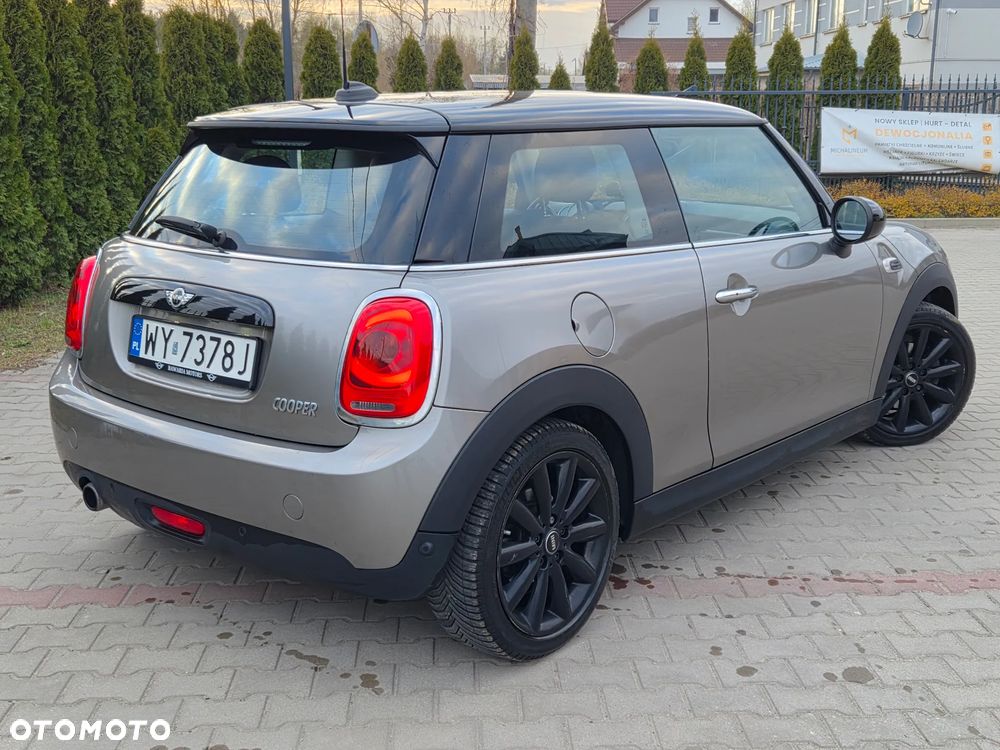 MINI Cooper Seven Chili - 39