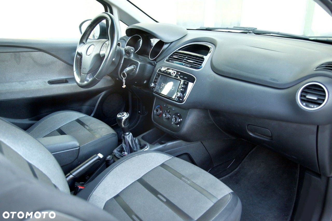 Fiat Punto 1.4 Multiair Lounge S&S - 9