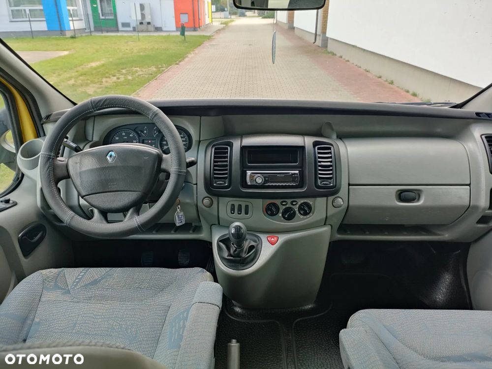 Renault Trafic brygadówka - 16