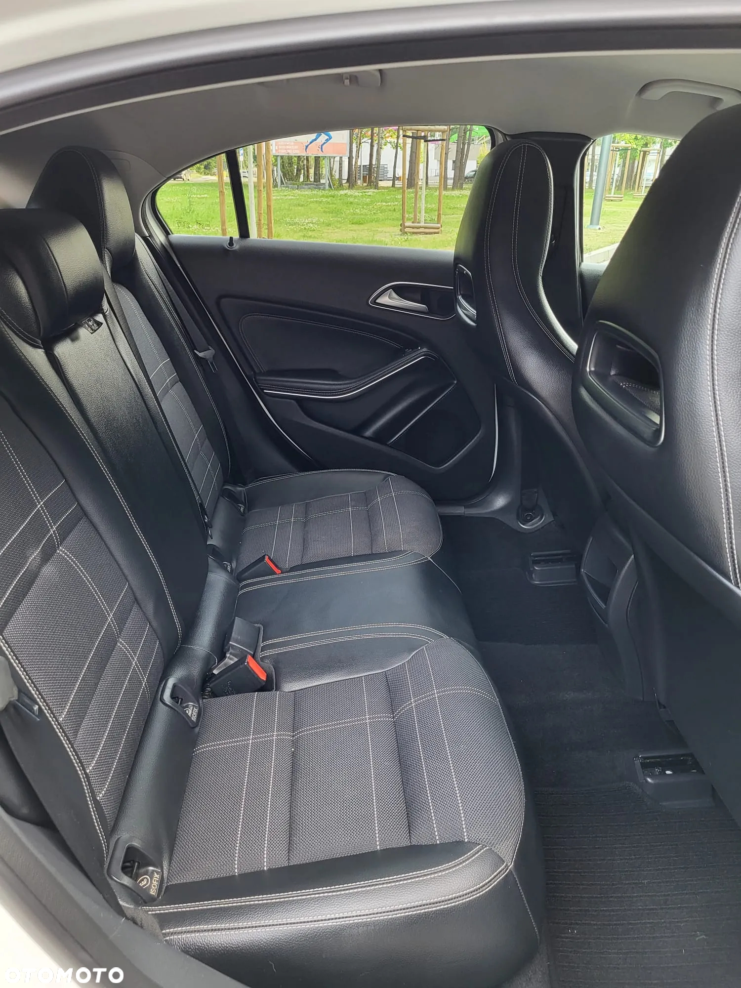 Mercedes-Benz Klasa A 180 CDI (BlueEFFICIENCY) - 15