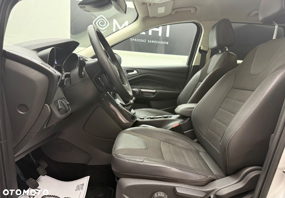 Ford Kuga 2.0 TDCi 4WD Titanium - 24