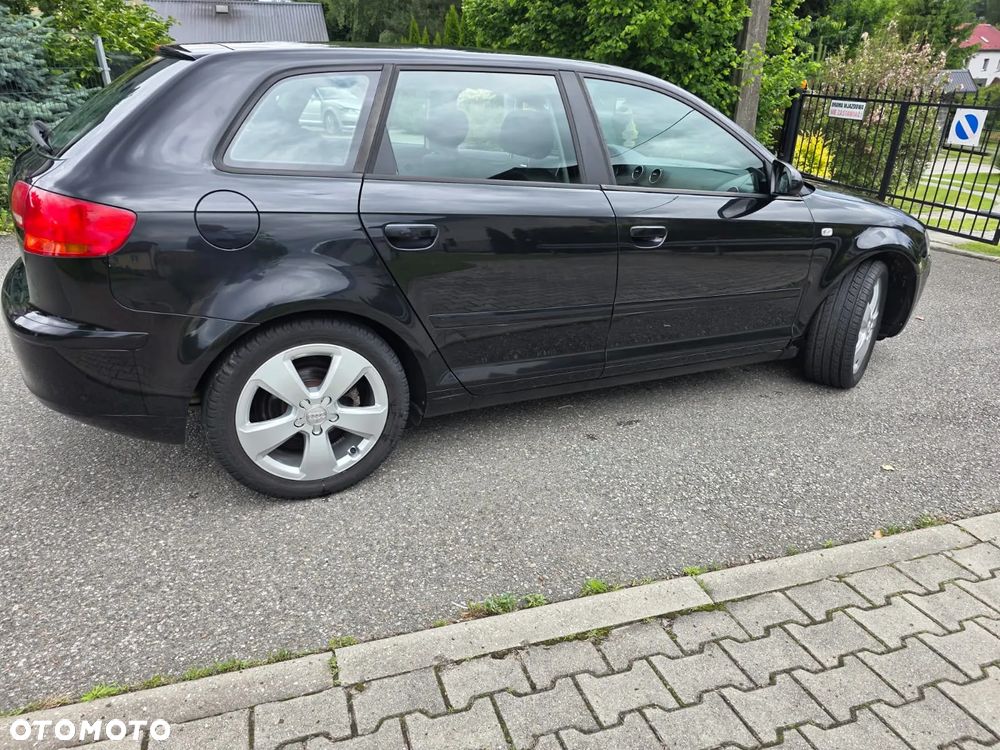 Audi A3 Sportback 2.0 FSI Ambiente - 25
