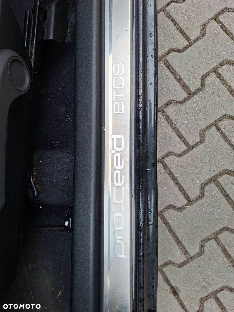 Kia ProCeed 1.6 Crdi Comfort + - 29