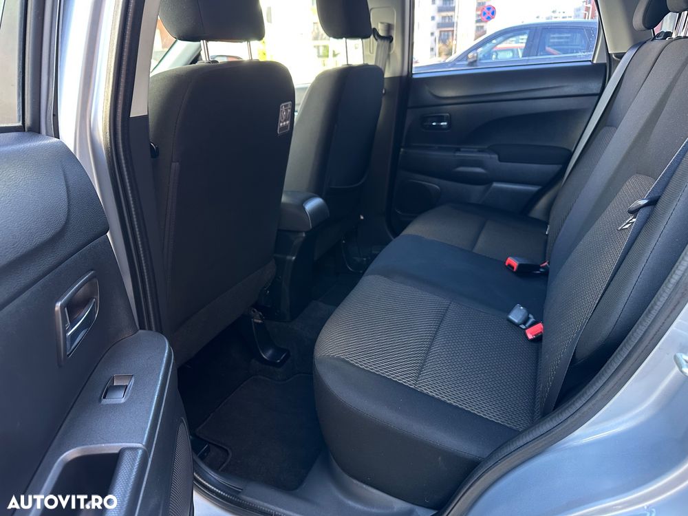 Mitsubishi ASX 1.6 DI-D 2WD Plus - 24