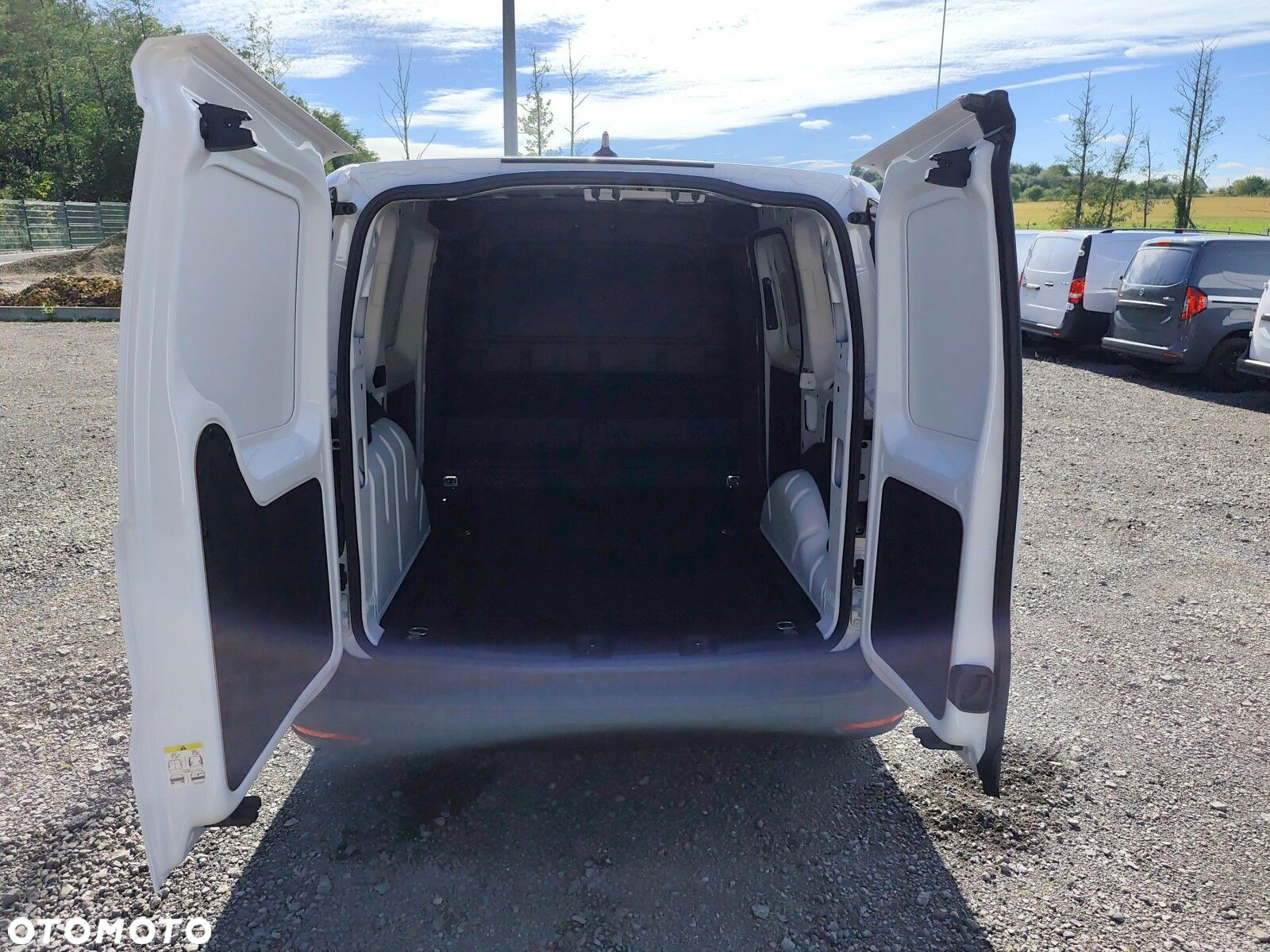 Volkswagen Caddy Cargo, 2,0TDI EU6 SCR 102KM, 6-bieg. manualna, r.o: 2755 mm - 23
