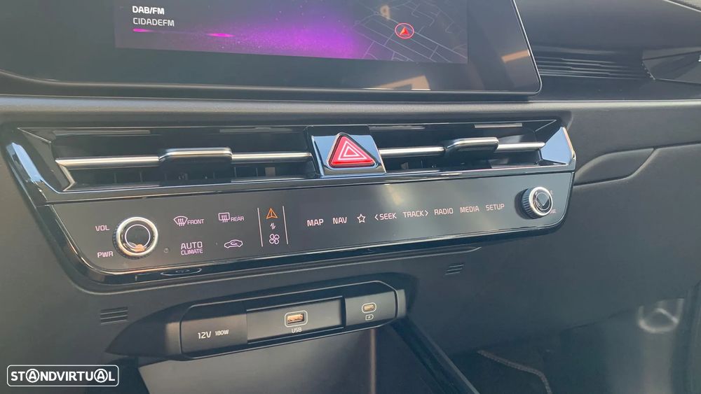 Kia Niro EV 64kWh Drive - 13