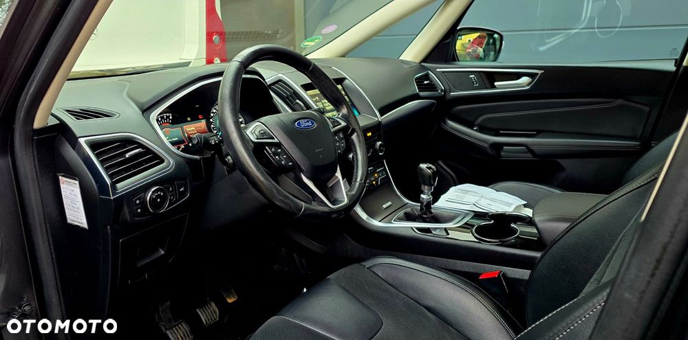 Ford S-Max - 35