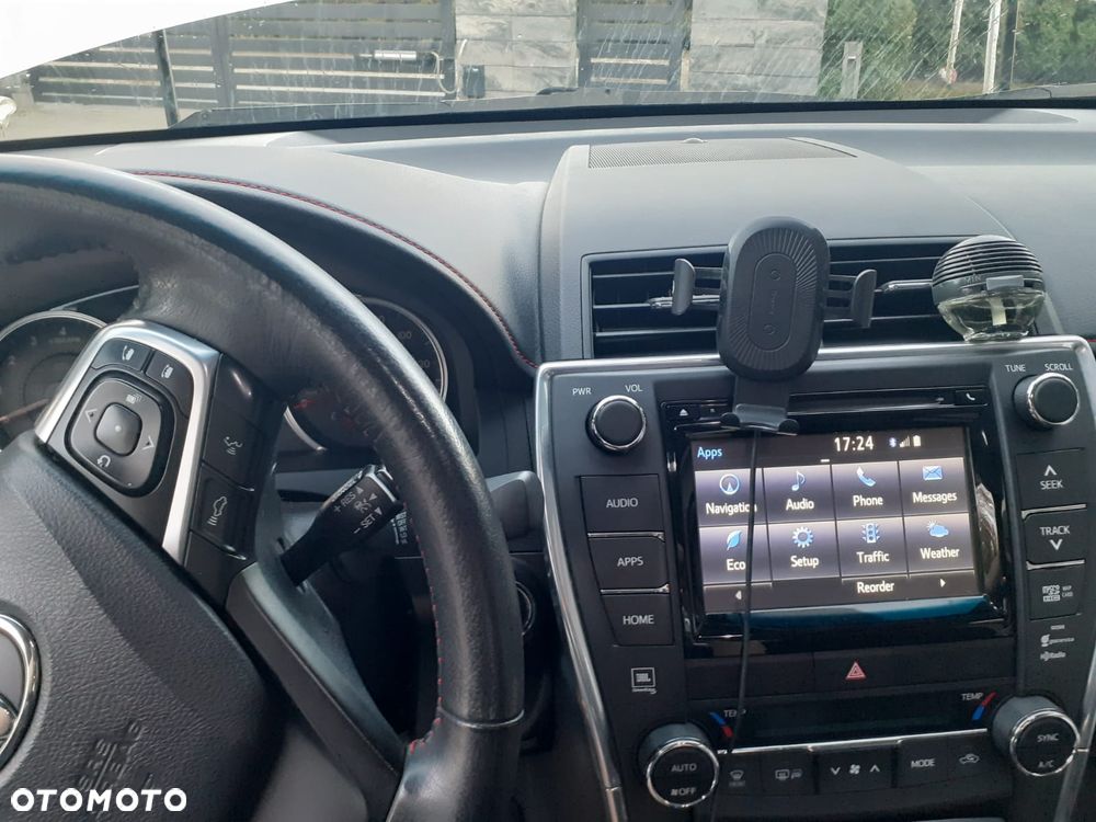 Toyota Camry - 7