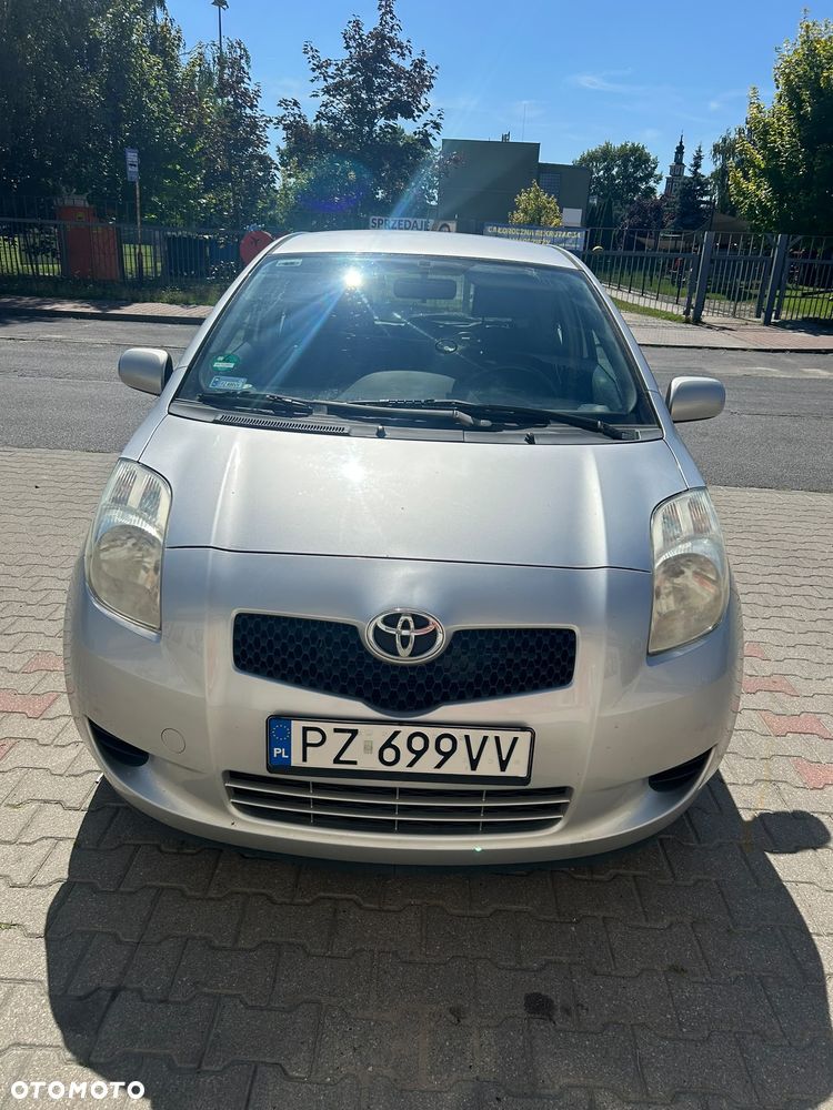Toyota Yaris 1.3 VVT-i Luna - 4