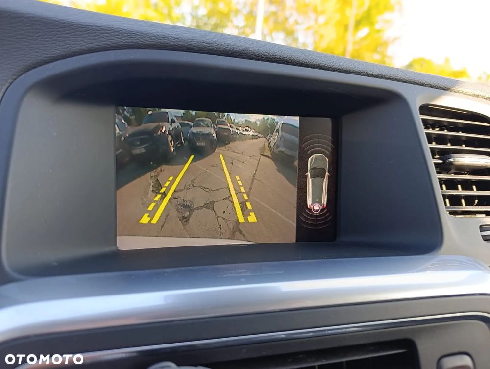 Volvo V60 T3 Summum - 15