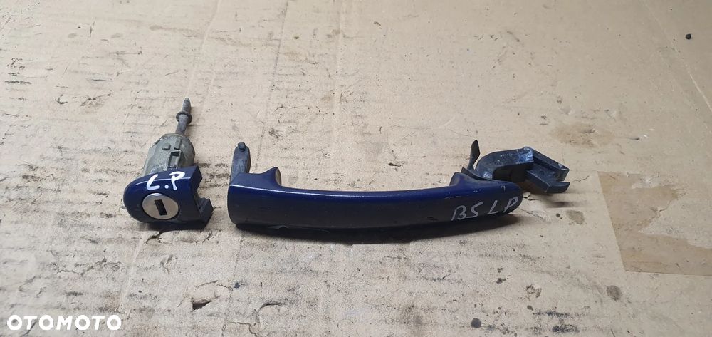 Klamka lewy przód przednia lewa VW Passat B5 3B0837207 - 1