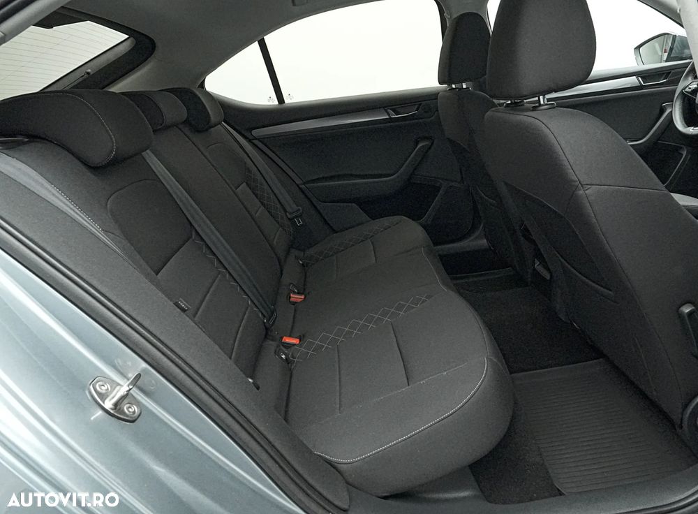 Skoda Superb 2.0 TDI DSG 4X4 Ambition - 17