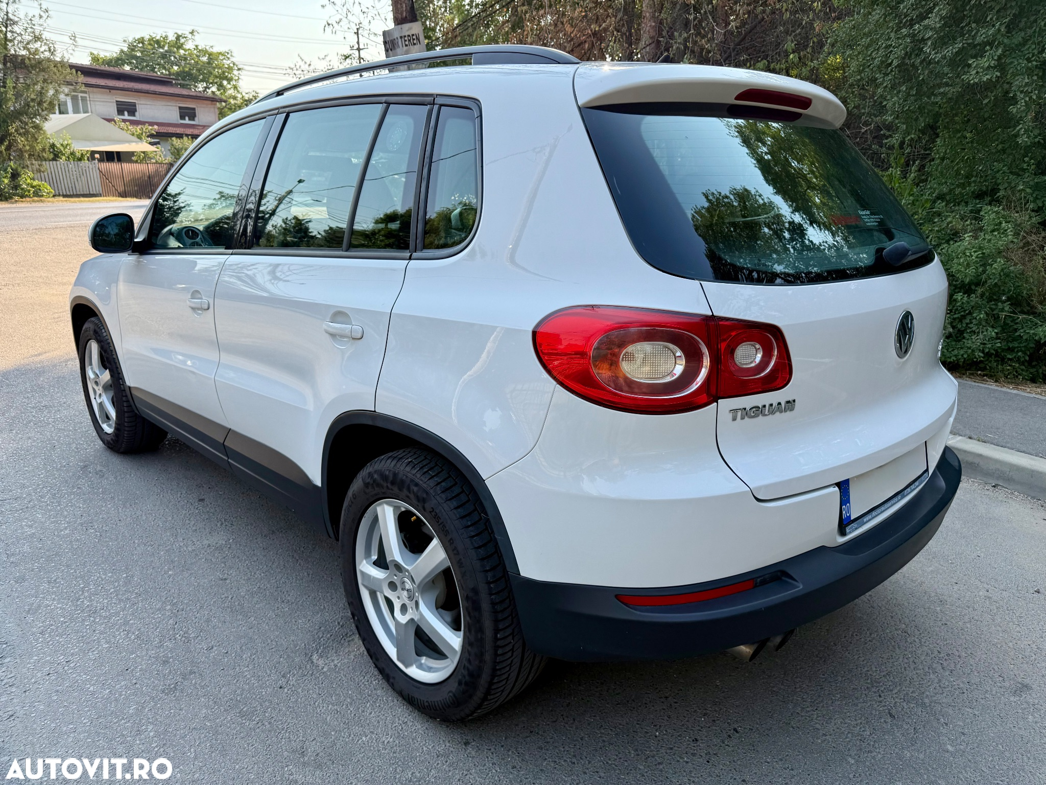 Volkswagen Tiguan 2.0 TDI 4Motion DSG Trend & Fun - 7