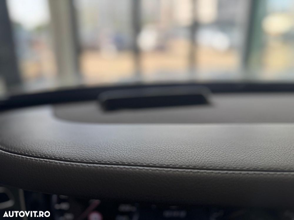 Mercedes-Benz S 500 Cabrio Aut - 33