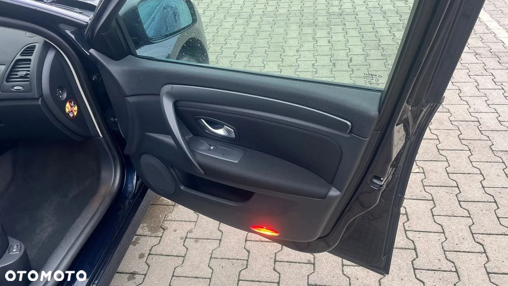 Renault Laguna 2.0 DCi Dynamique - 15