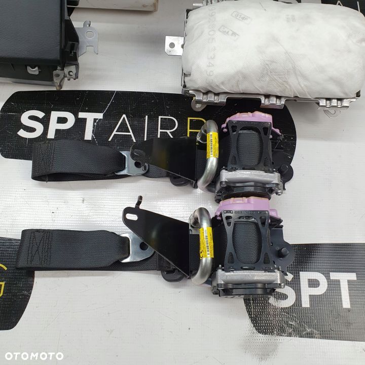 TOYOTA COROLLA E21 DESKA ROZDZIELCZA KONSOLA KOKPIT PULPIT PODUSZKI AIRBAG AIR BAG PASY KIT SET - 9