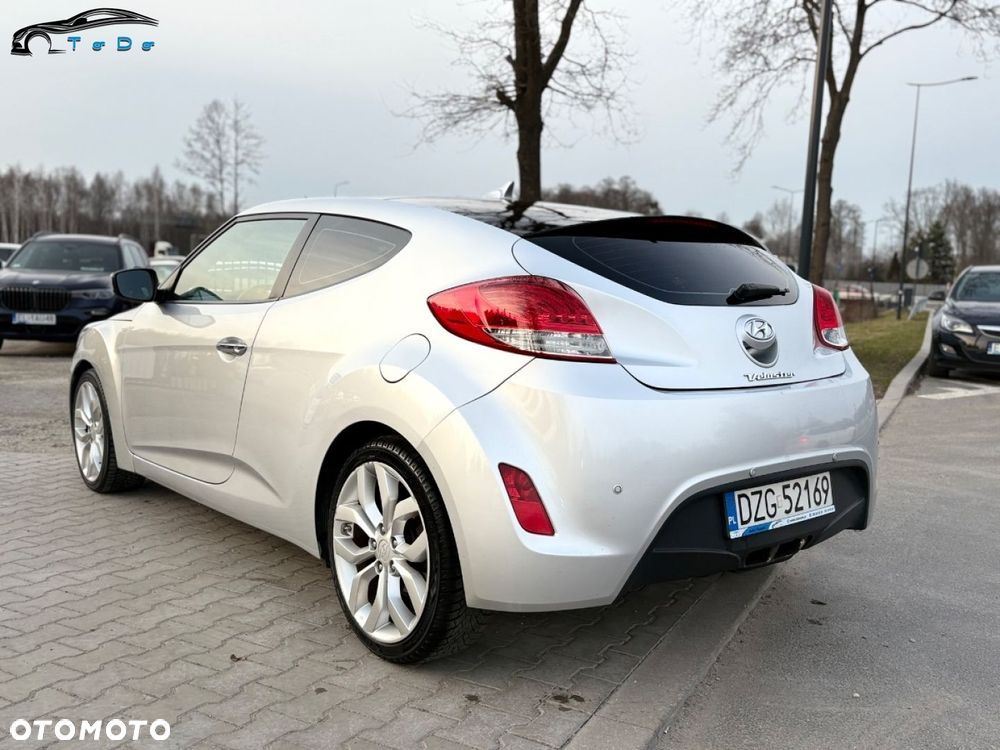 Hyundai Veloster 1.6 DCT Premium - 11